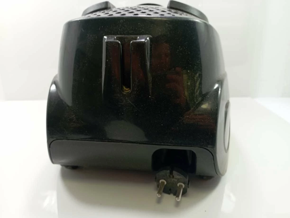 odkurzacz-rowenta-mini-space-1600w-kolor-dominujacy-czarny