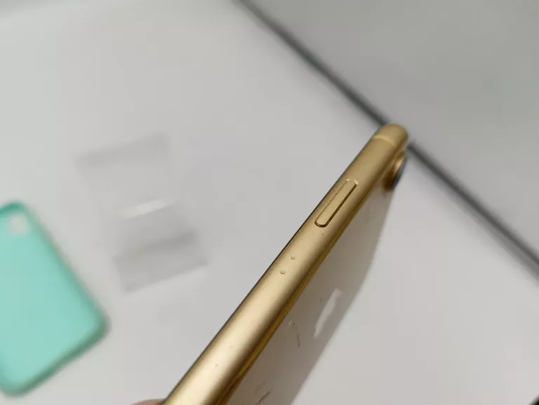 telefon-iphone-xr-pekniete-plecy-opis-przekatna-ekranu-61