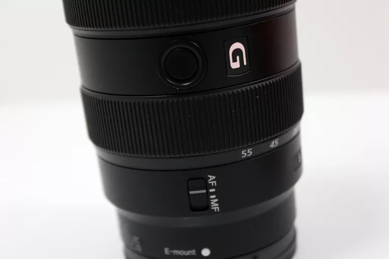 OBIEKTYW SONY E 16-55 MM F/2.8 G (SEL1655G)