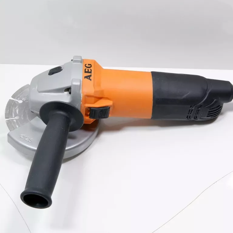 SZLIFIERKA KĄTOWA AEG WS 8-125 SK 800W WALIZKA TARCZE