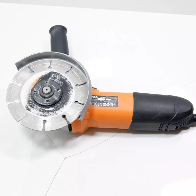 SZLIFIERKA KĄTOWA AEG WS 8-125 SK 800W WALIZKA TARCZE