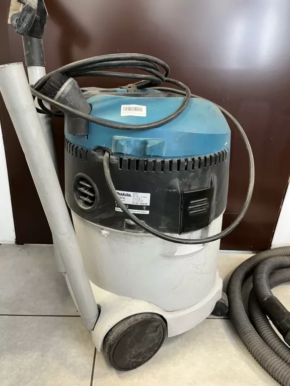 odkurzacz-przemyslowy-makita-vc2512l-2020r-1000w-maksymalna-moc-1000