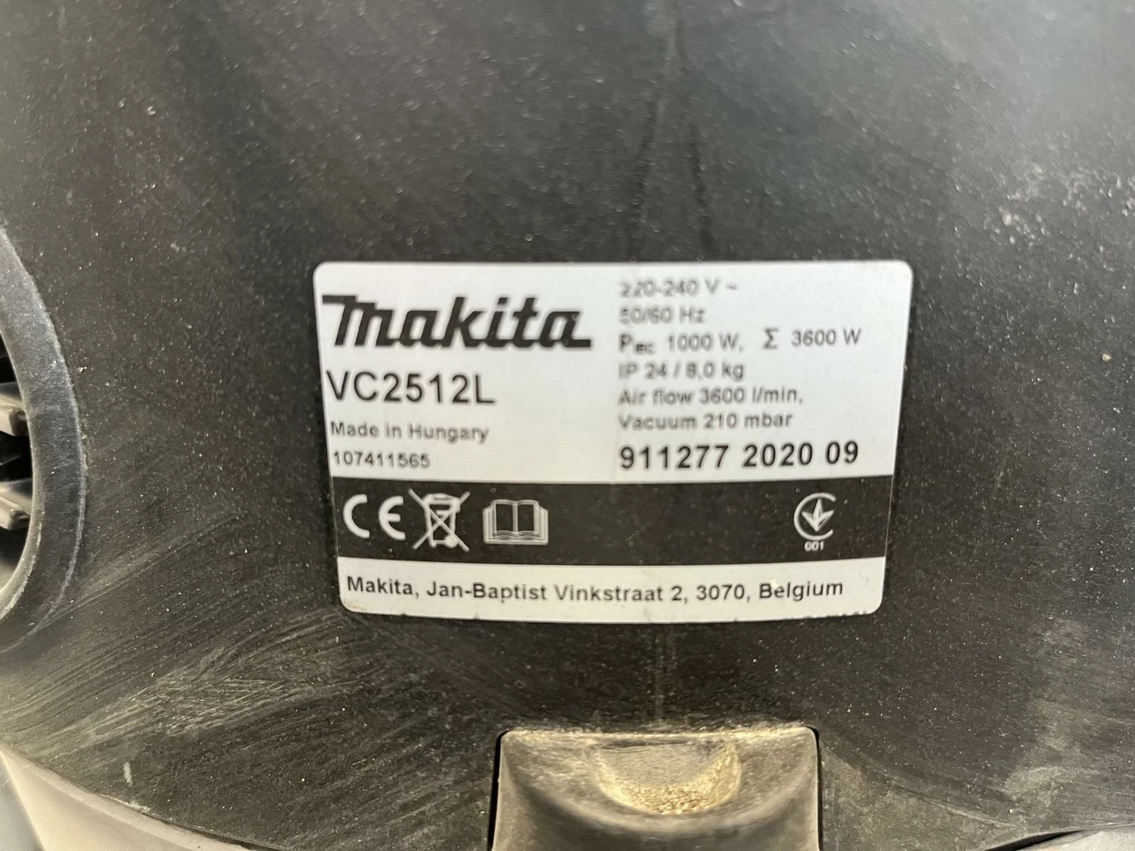 odkurzacz-przemyslowy-makita-vc2512l-2020r-1000w-pojemnosc-zbiornika-25