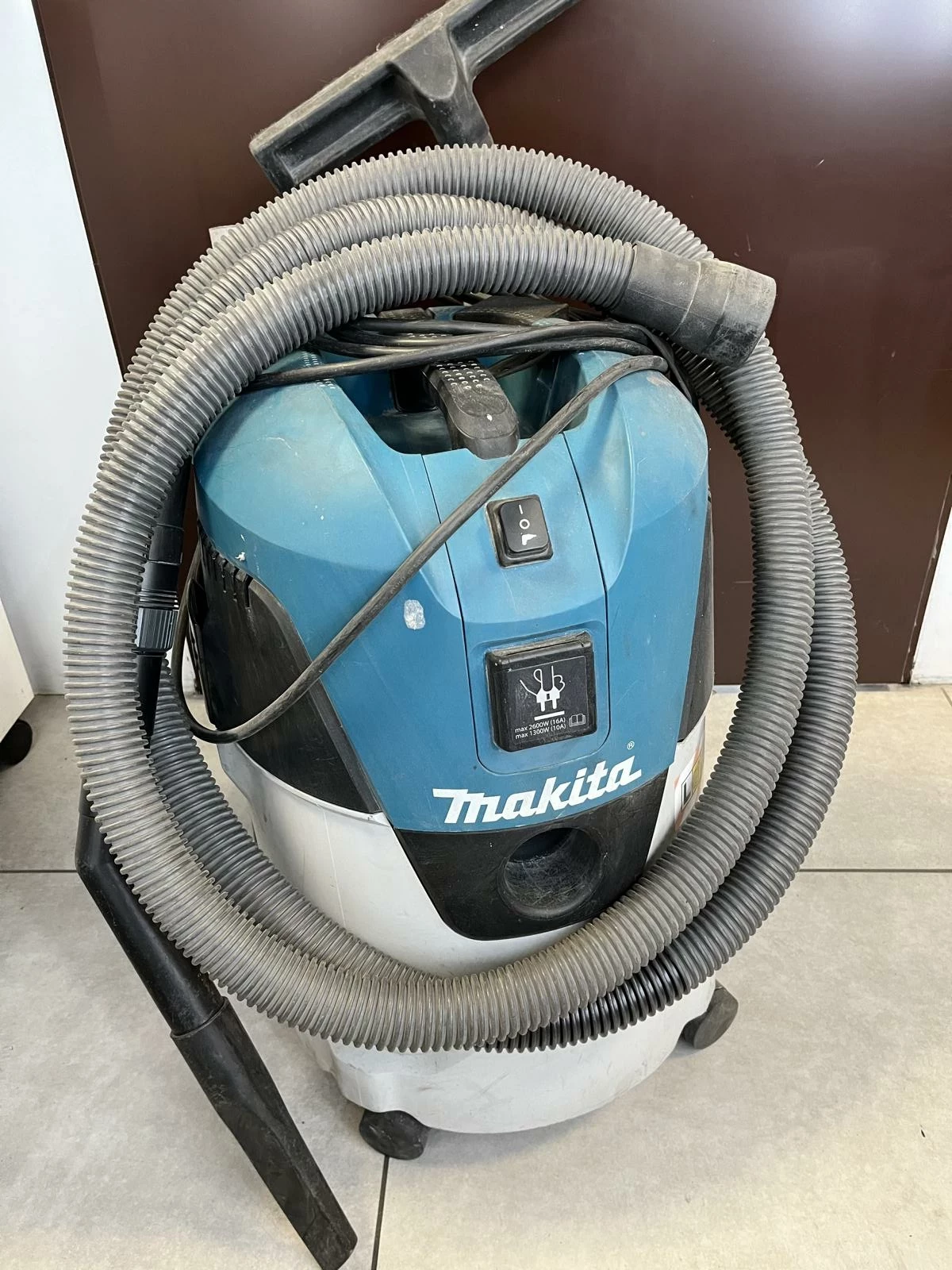 odkurzacz-przemyslowy-makita-vc2512l-2020r-1000w-ean-gtin-0088381684774