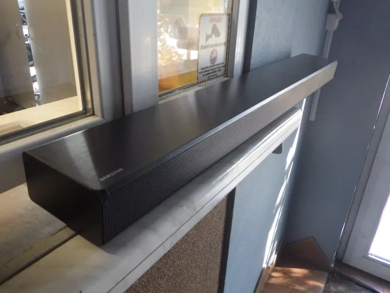SOUNDBAR SAMSUNG HW-MS650 + PILOT