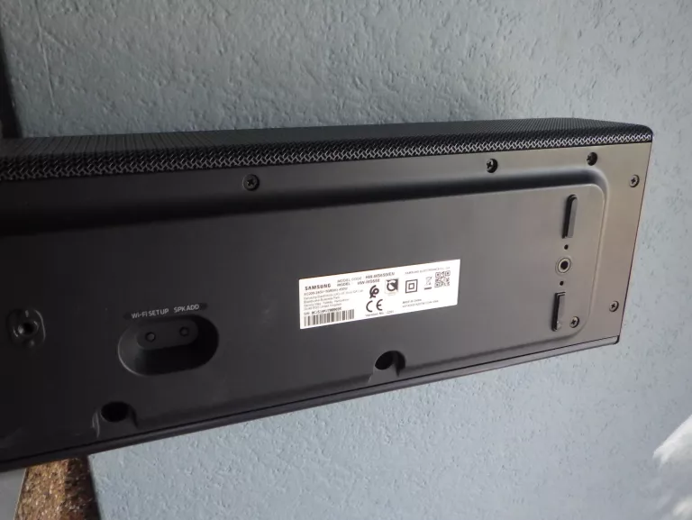 SOUNDBAR SAMSUNG HW-MS650 + PILOT