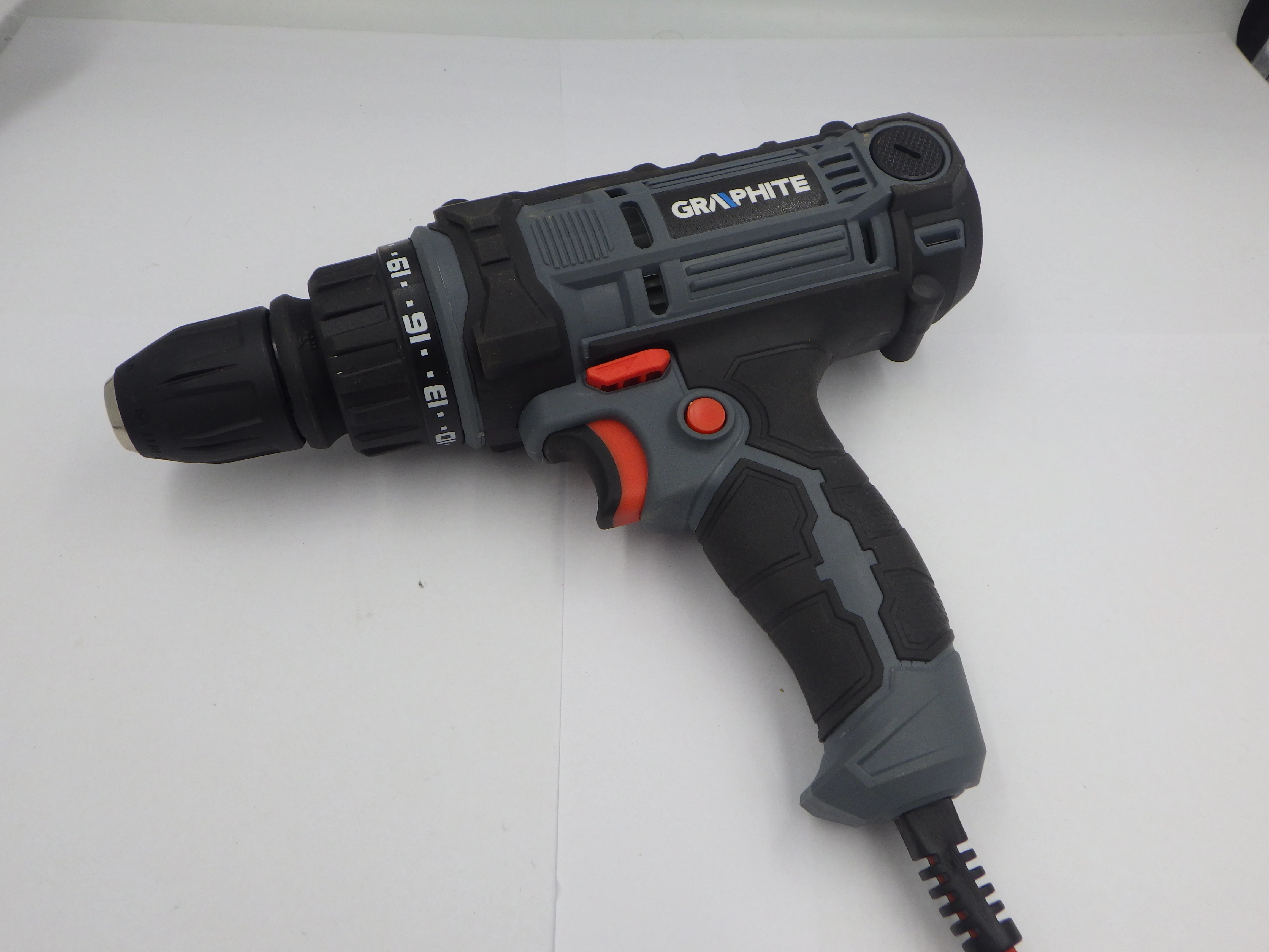 wiertarko-wkretarka-sieciowa-graphite-58g793-walizka-kod-producenta-58g793