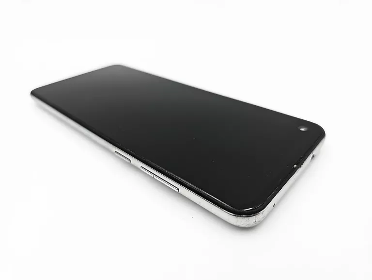TELEFON MOTOROLA ONE ACTION 4/128, KOMPLET (OPIS)