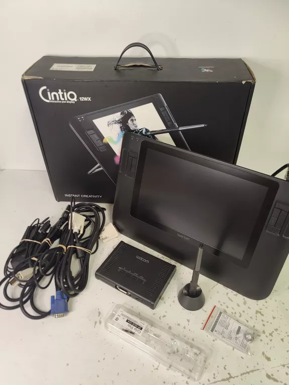 TABLET GRAFICZNY WACOM CINTIQ 12WX DTZ-1200 W