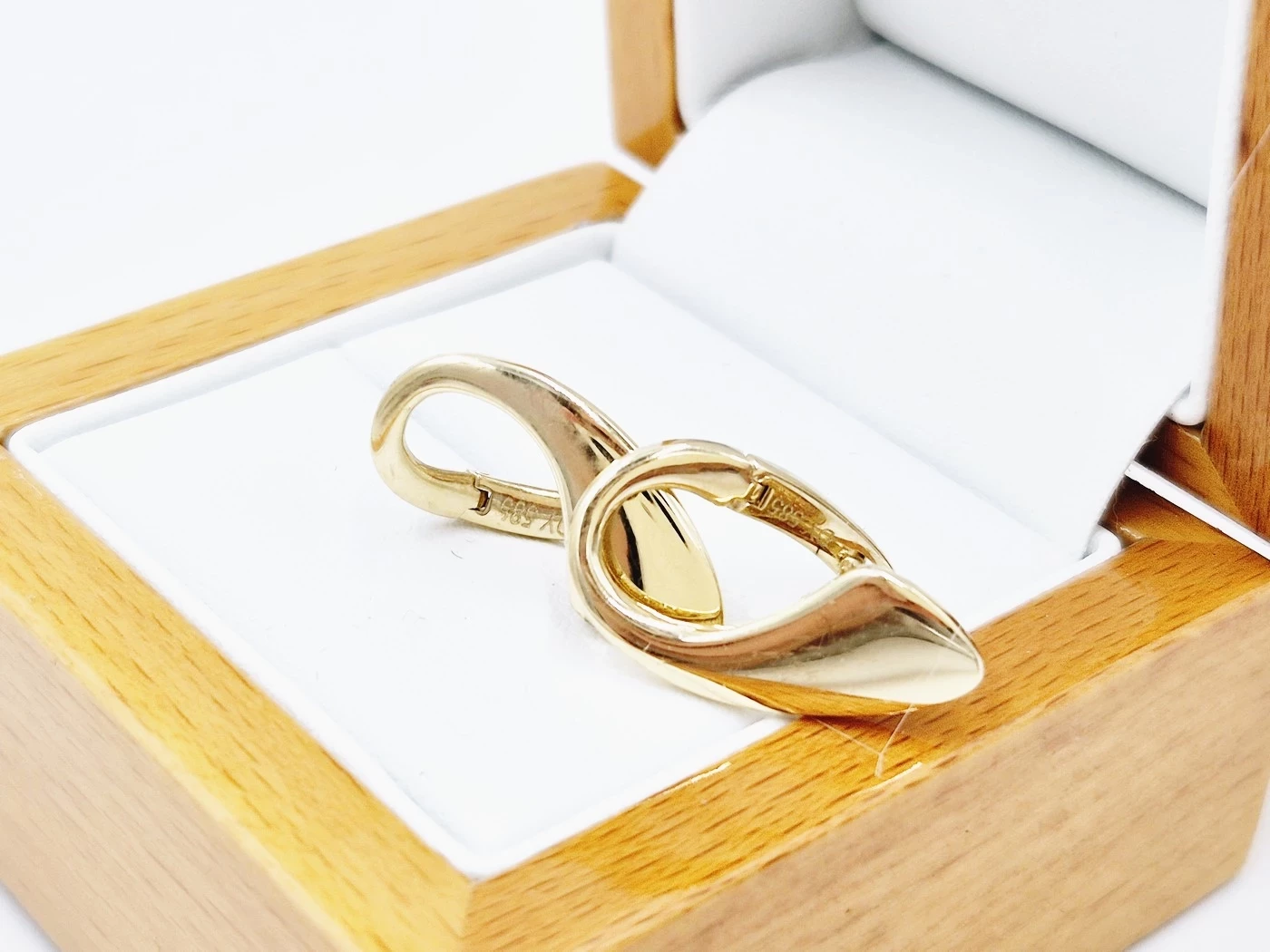 eleganckie-zlote-kolczyki-334-g-dl2-cm-585-plac-krakowski-3-zabrze-sj