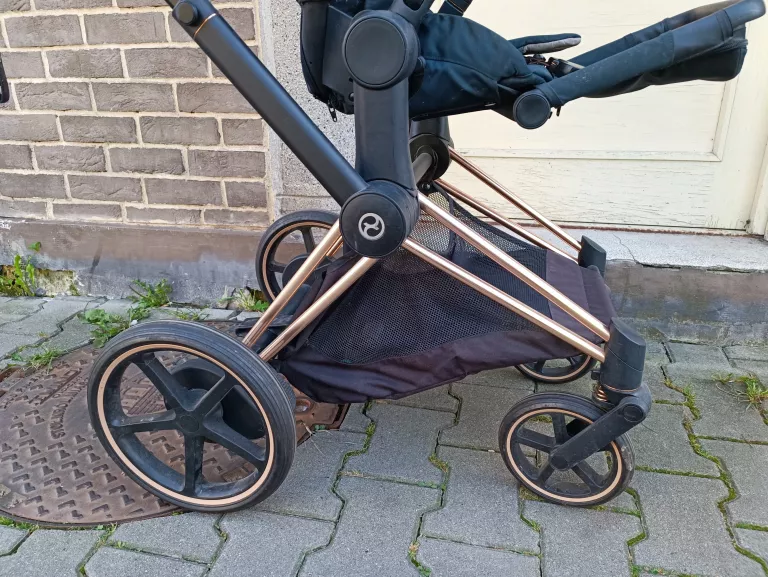 WÓZEK DZIECIĘCY ELEKTRYCZNY CYBEX E PRIAM 2.0