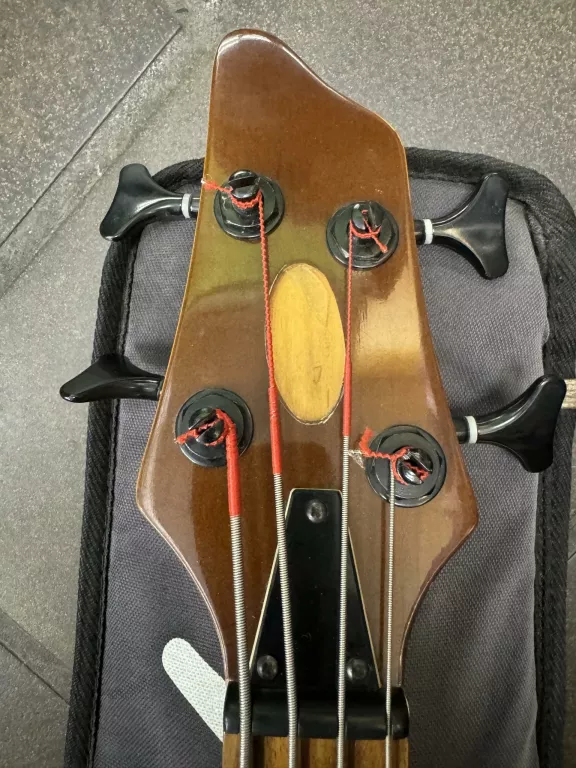 STAGG BC 300 WS GITARA BASOWA