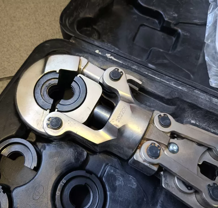 zaciskarka-pex-magnusson-16-32mm-walizka-marka-248811-950928