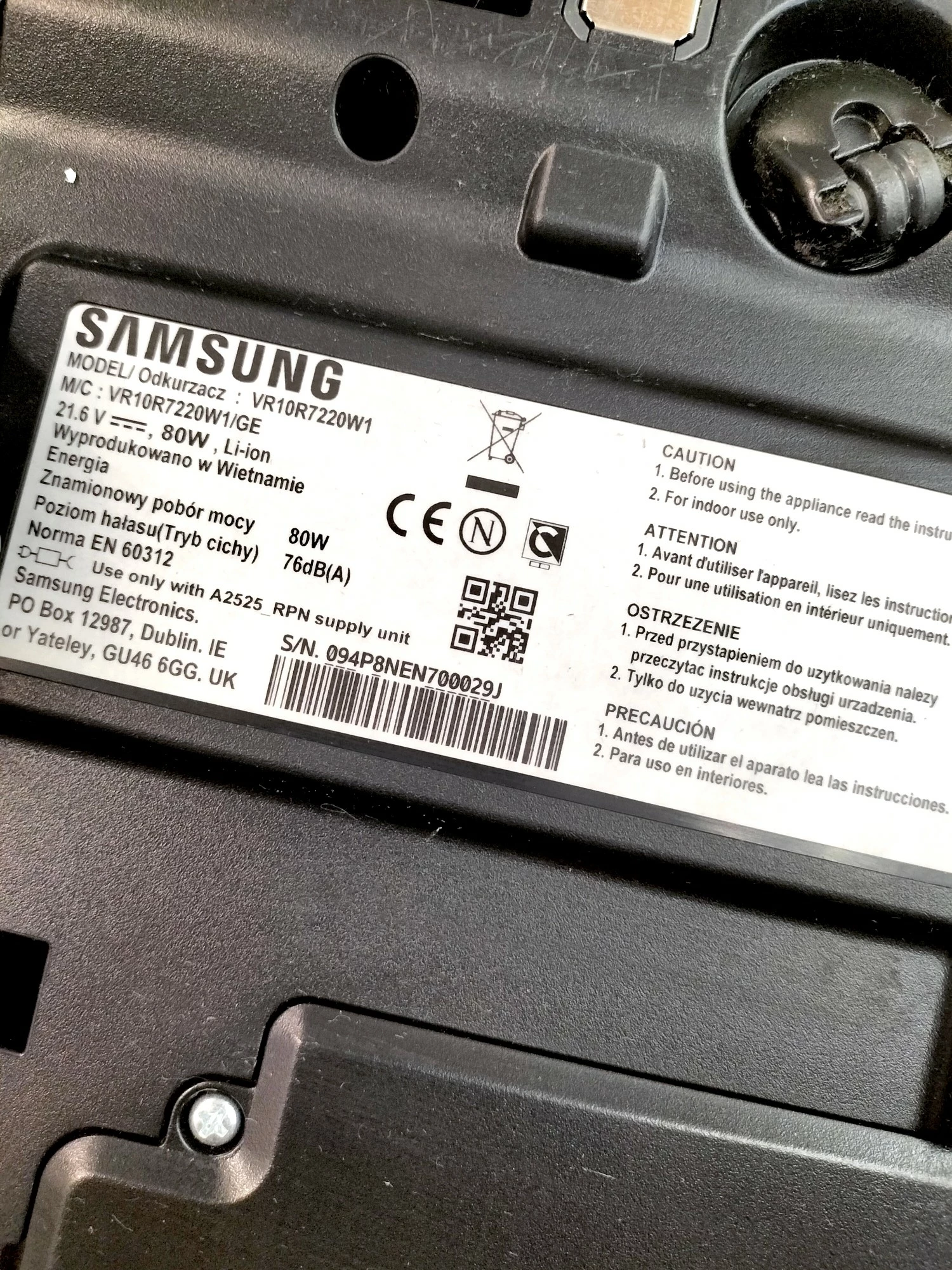 odkurzacz-samsung-powerbot-vr7200-kod-producenta-vr10r7220w1