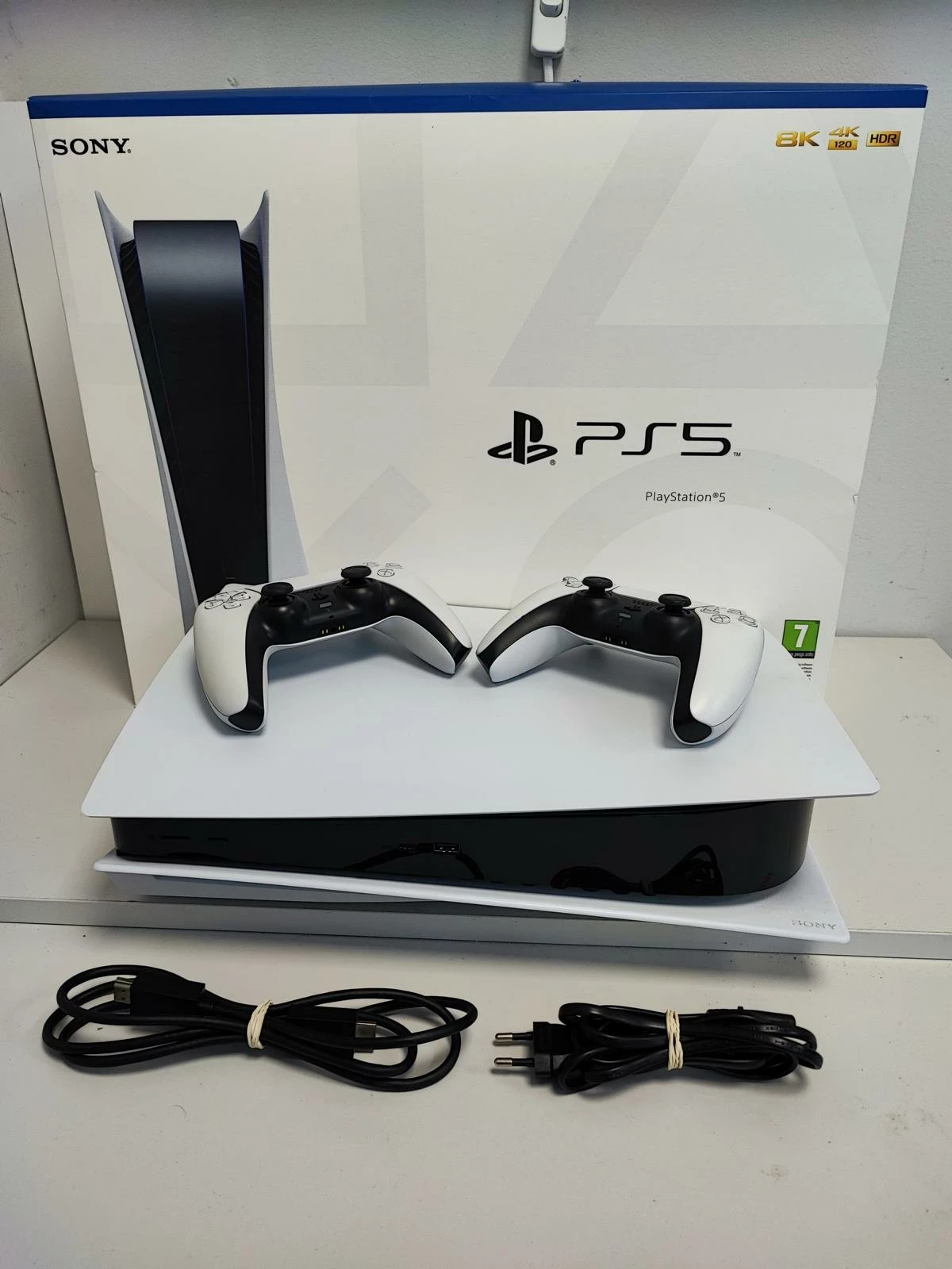 sony-playstation-5-ps5-cfi-1216a-2-pady-wyszynskiego-54-piekary-spj