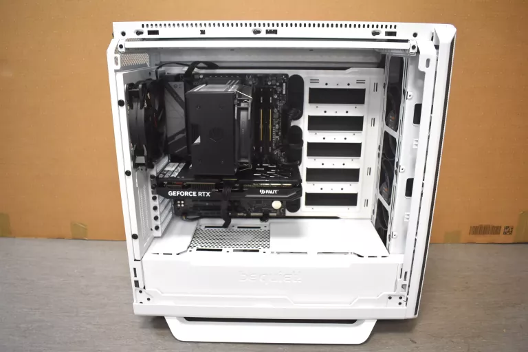 KOMPUTER GAMINGOWY RTX 4070 SUPER/RYZEN 7 7800X3D/DDR5 #GWARANCJA
