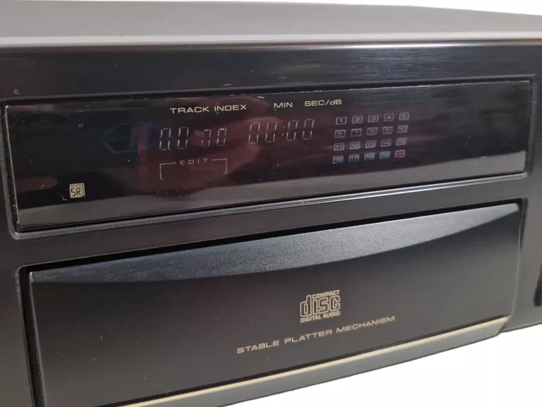 ODTWARZACZ CD PIONEER PD-S505 Z PILOTEM RETRO PIĘKNY STAN !