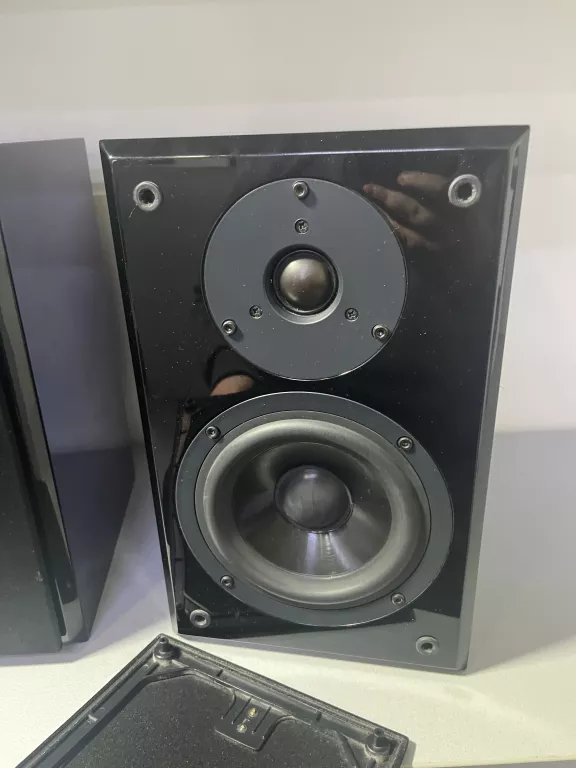 YAMAHA PIANOCRAFT NX-E400 KOLUMNY STEREO