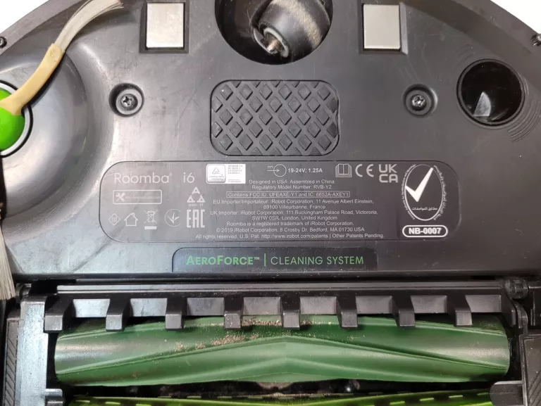 ROBOT SPRZĄTAJĄCY IROBOT ROOMBA I6 BEŻOWO - CZARNY