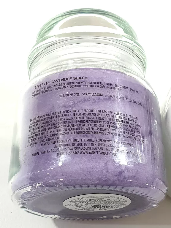 ŚWIECZKA YANKEE CANDLE FIOLETOWA