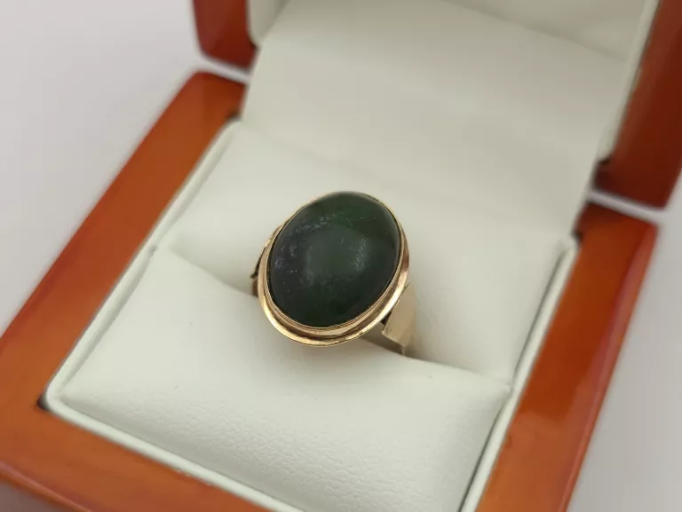 ZŁOTY PIERŚCIONEK JADEIT - 585 14K R.13 3,99G