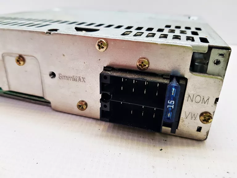 RADIO SAMOCHODOWE 1DIN CLARION CD1500RG
