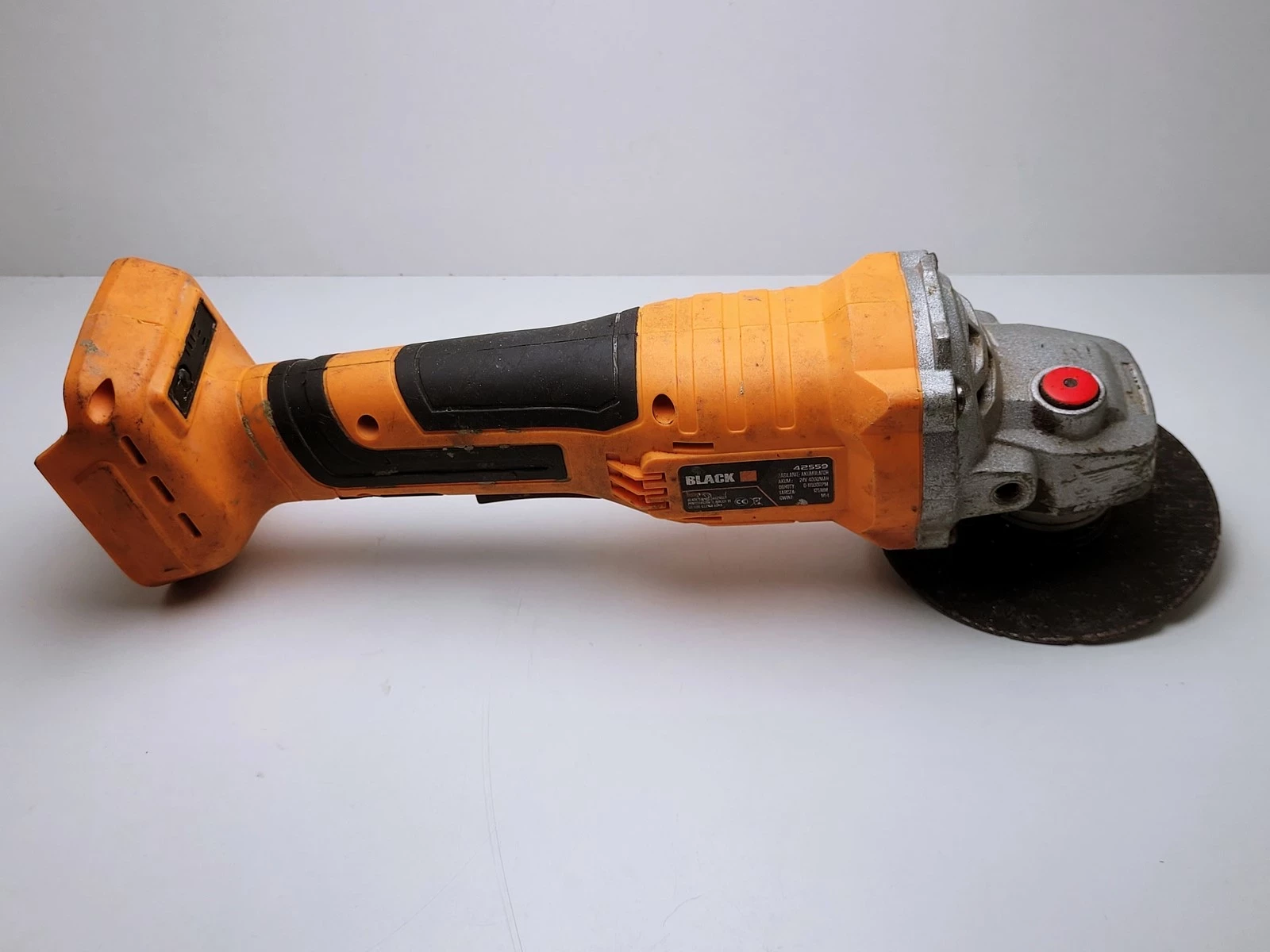 szlifierka-katowa-akumulatorowa-blacj-42559-komplet-maksymalna-moc-000