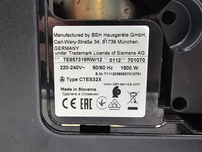 EKSPRES CIŚNIENIOWY DO KAWY SIEMENS EQ.6 PLUS S700 TE657319RW OPIS