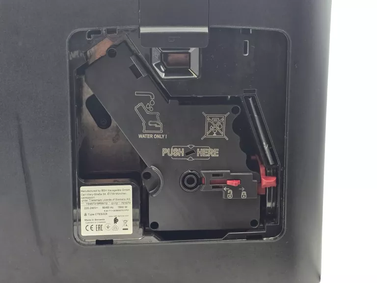 EKSPRES CIŚNIENIOWY DO KAWY SIEMENS EQ.6 PLUS S700 TE657319RW OPIS