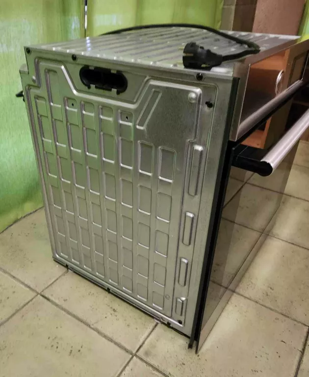 PIEKARNIK DO ZABUDOWY BAUKNECHT BAR2 KH8V2 IN