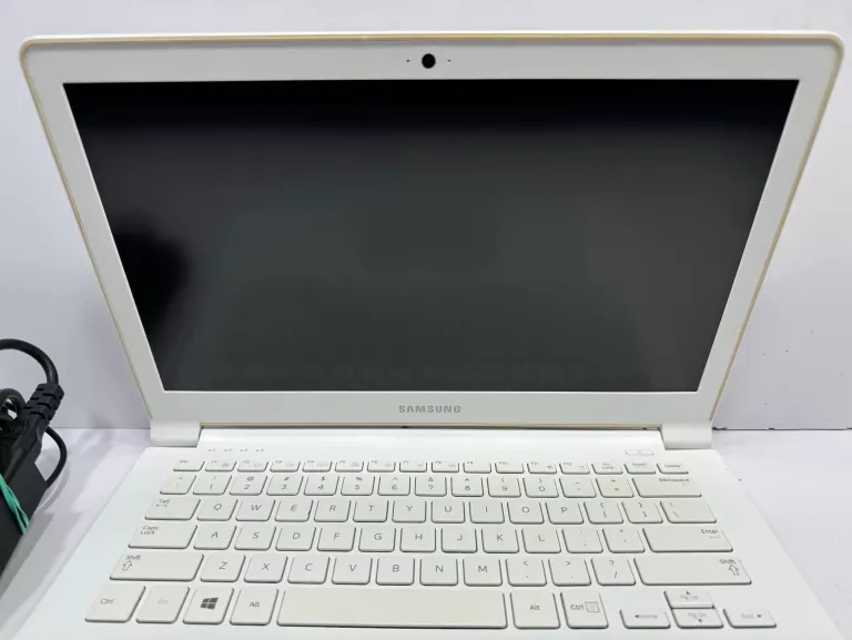SAMSUNG ATIV BOOK 9 LITE