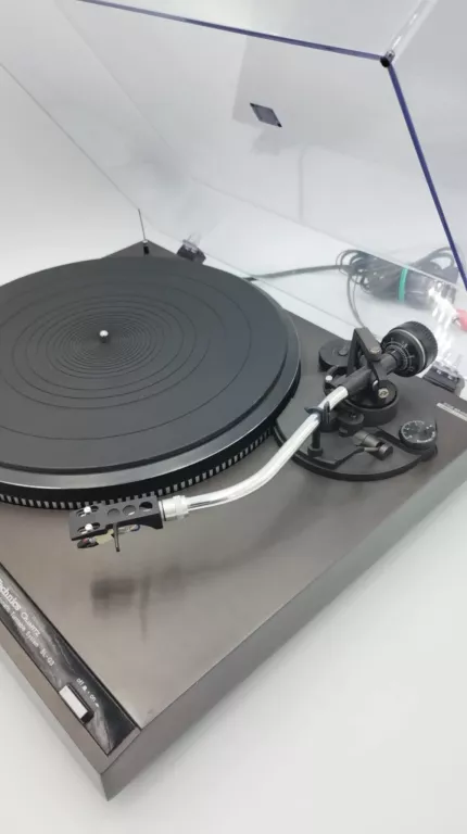 GRAMOFON TECHNICS SL - Q3