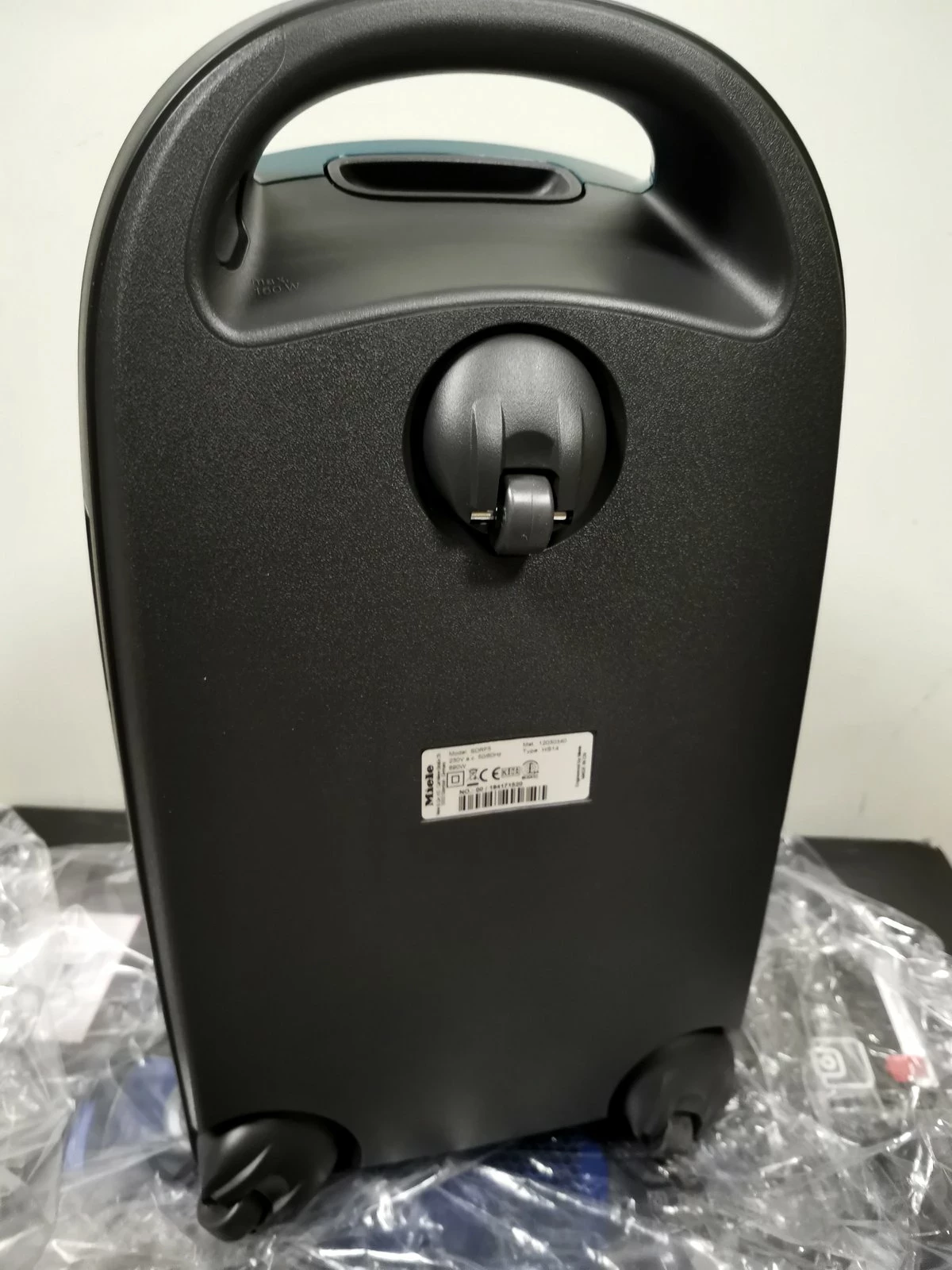 odkurzacz-miele-compact-c2-flex-powerline-sdrf5-jak-nowy-komplet-moc-55000