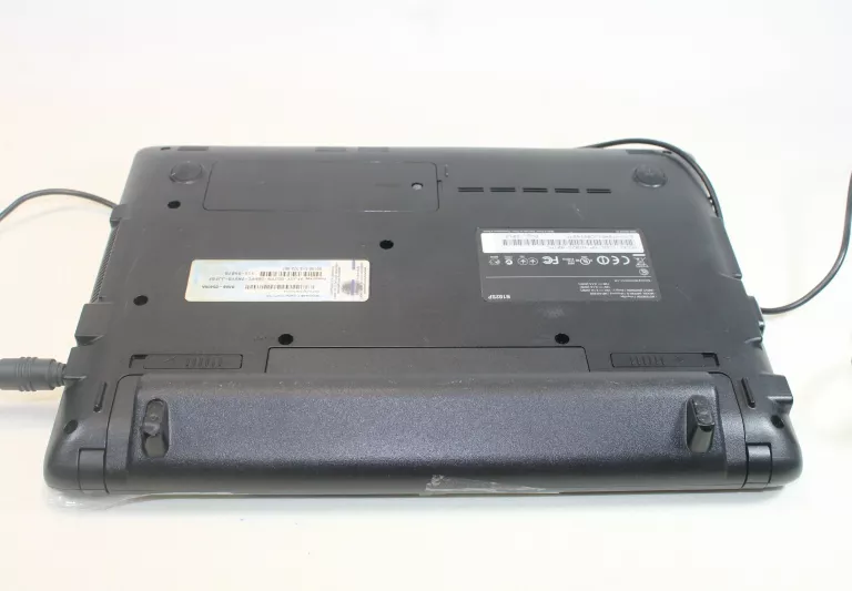 laptop-samsung-n102sp-101-intel-atom-1-gb-80-gb-przekatna-ekranu-1010