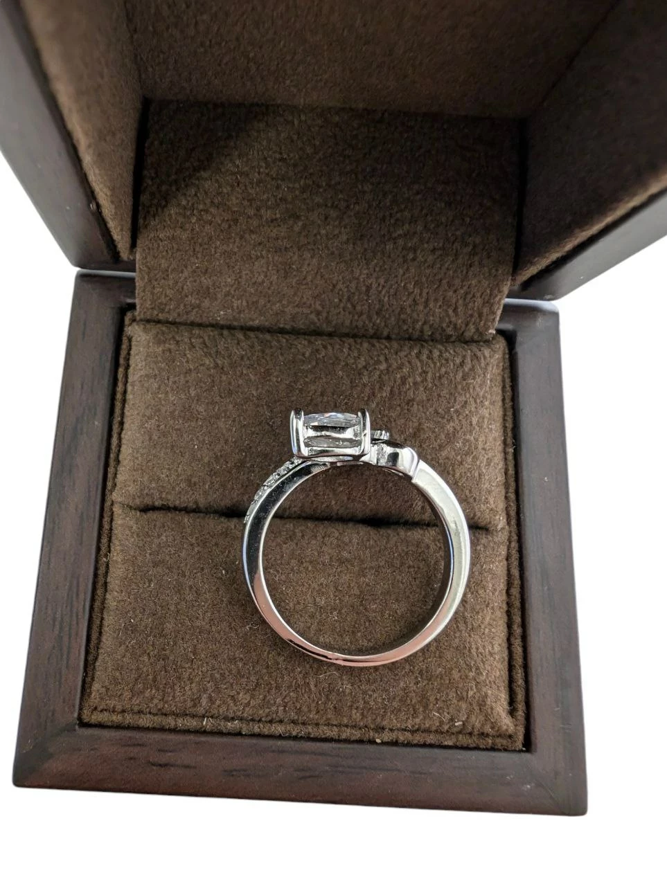 cudowny-srebrny-pierscionek-388g-925-r18-stan-11323-2