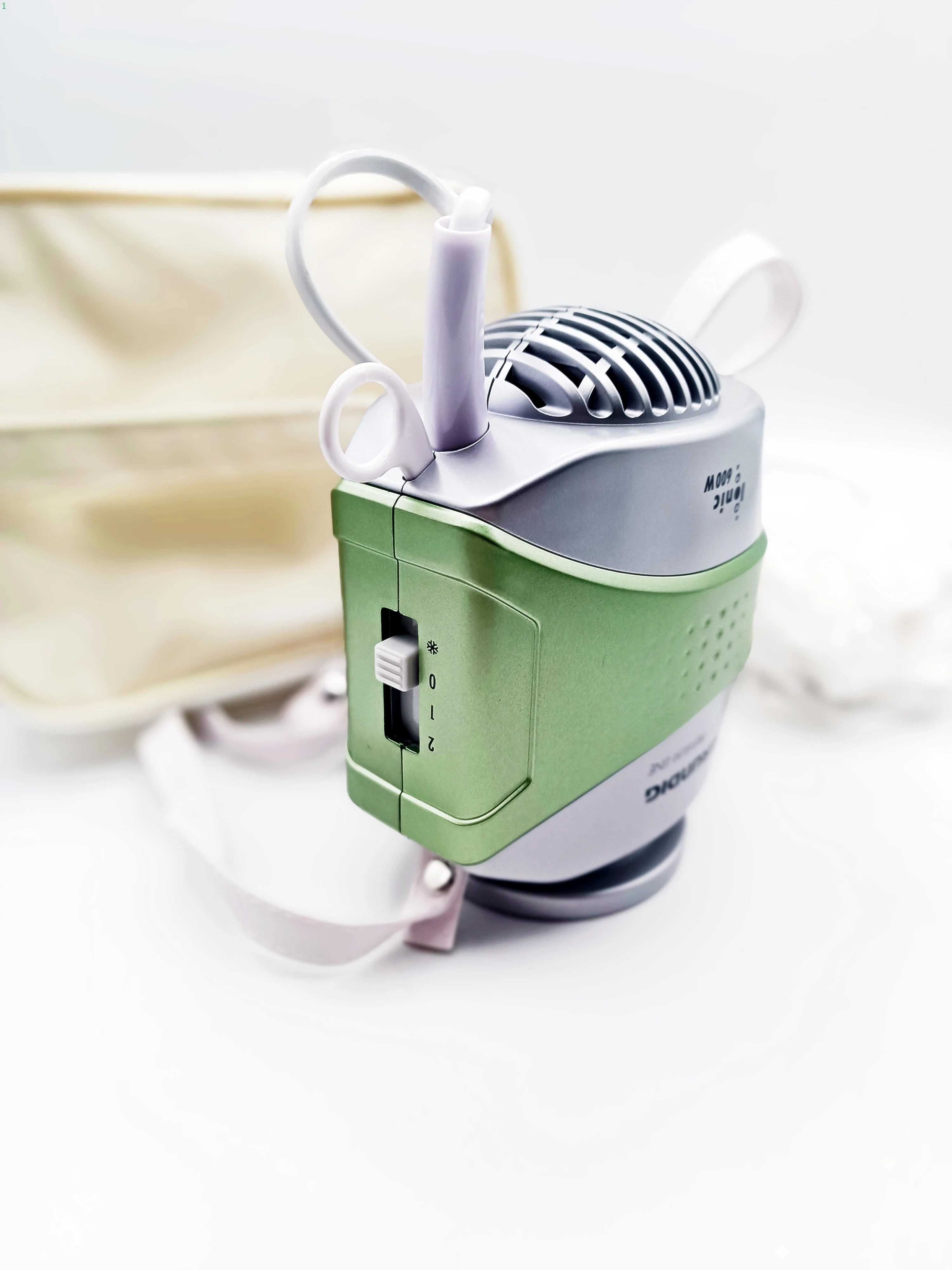 suszarka-do-wlosow-kapturowa-helm-na-glowe-dmuchany-grundig-hs-6780-ean-gtin-4056256698474