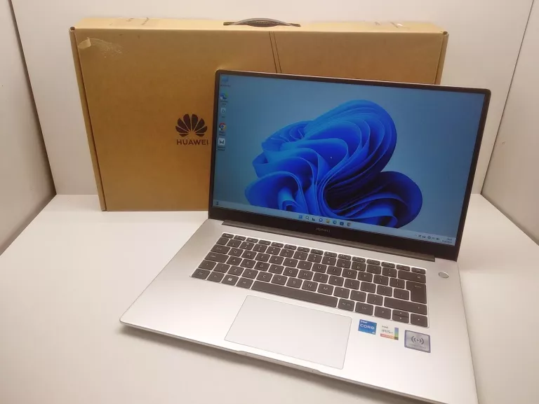 LAPTOP HUAWEI MATEBOOK D15 15,6 I5 11TH 8GB/512GB