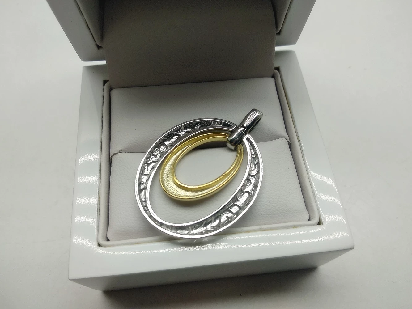 piekna-srebrna-zawieszka-439g-925-stan-11323-2