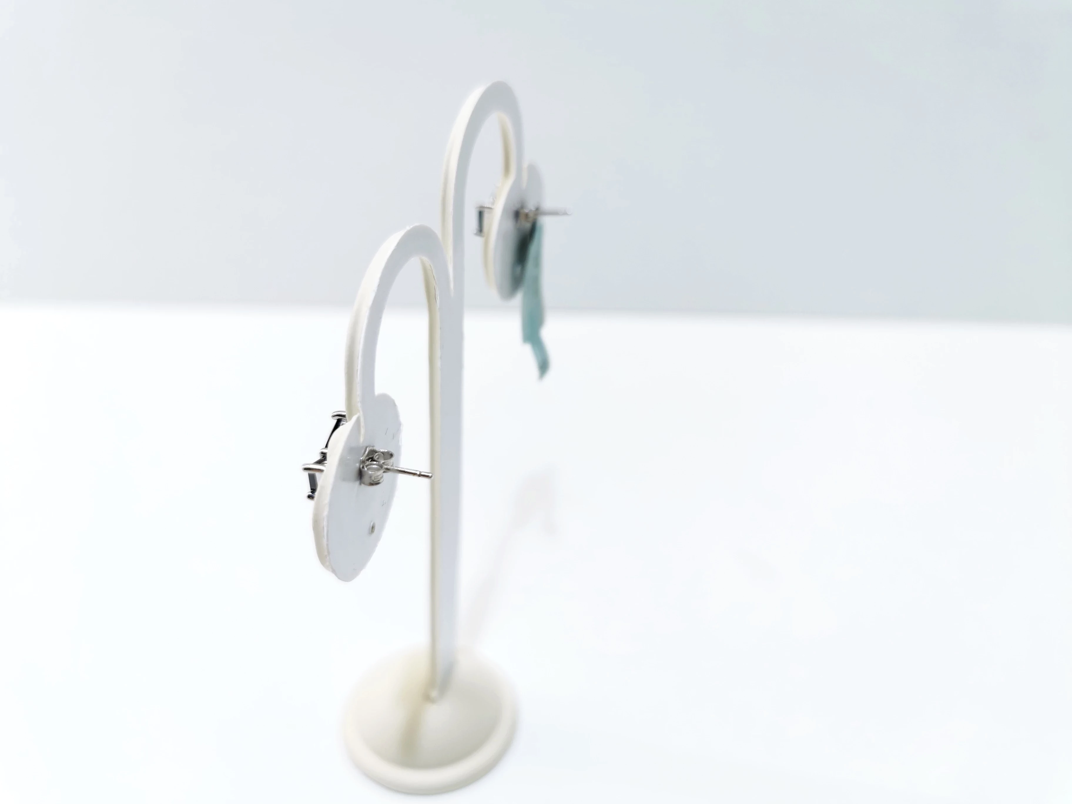 srebrne-kolczyki-kokardki-210g-stan-11323-2