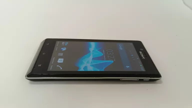 SONY XPERIA ST26L