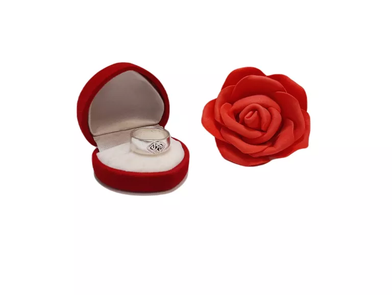 ciekawy-wzor-srebro-925-pierscionek-583-g-ean-gtin-5902921142560