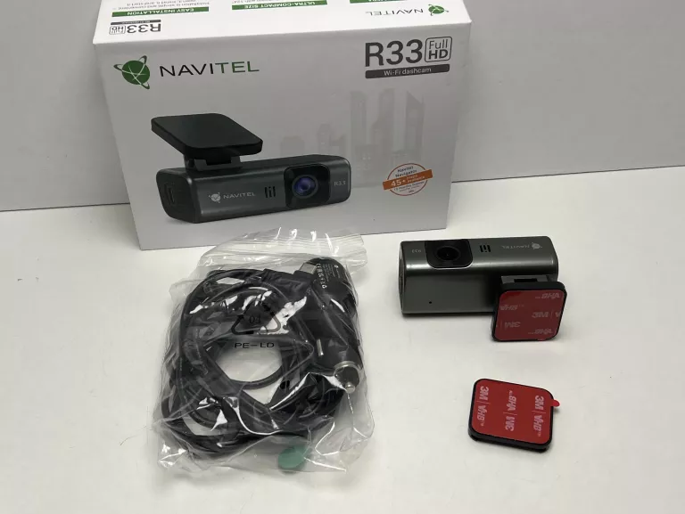 WIDEOREJESTRATOR NAVITEL R33