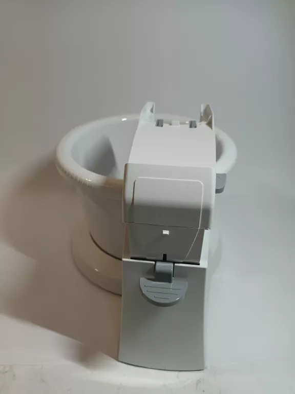 robot-kuchenny-bosch-mqwpl2000-marka-3229-1