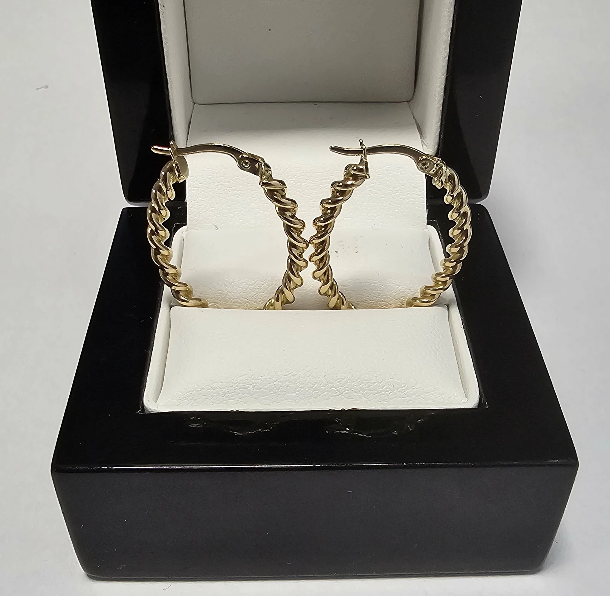 zlote-kolczyki-kola-krecone-206-g-585-stan-11323-2