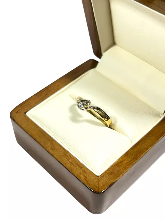 pierscionek-z-brylantem-585-213g-r11-006ct-rodzaj-2205-2