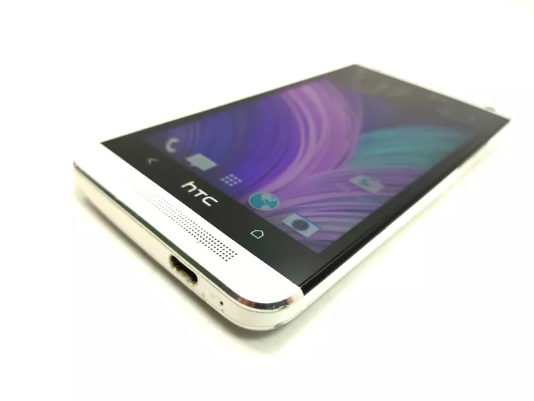 TELEFON HTC ONE M7
