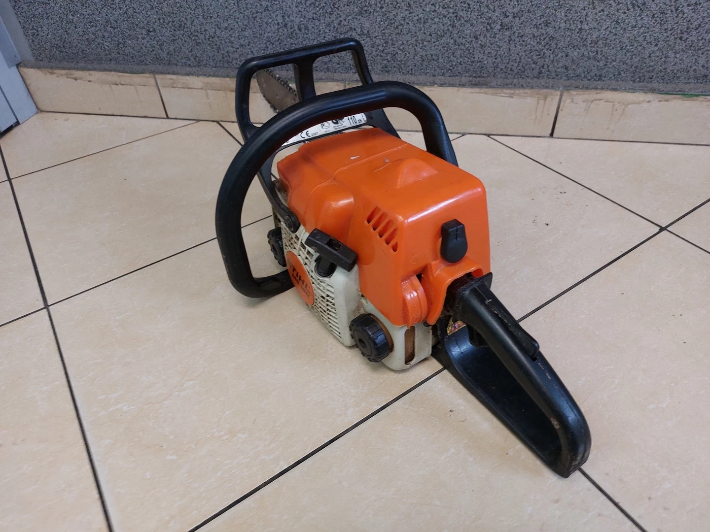 pila-spalinowa-stihl-ms-180-kod-producenta-ms-180