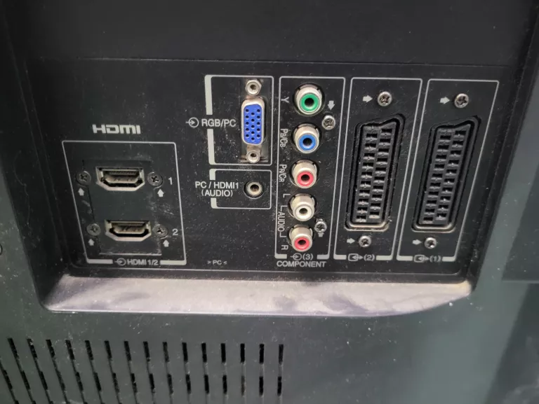 TELEWIZOR TOSHIBA 32AV703G1 PILOT