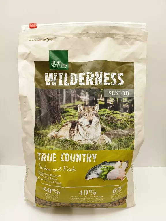 KAMA DLA PASÓW REAL WILDERNESS SENIOR TRUE COUNTRY KURCZAK Z RYBĄ 4KG