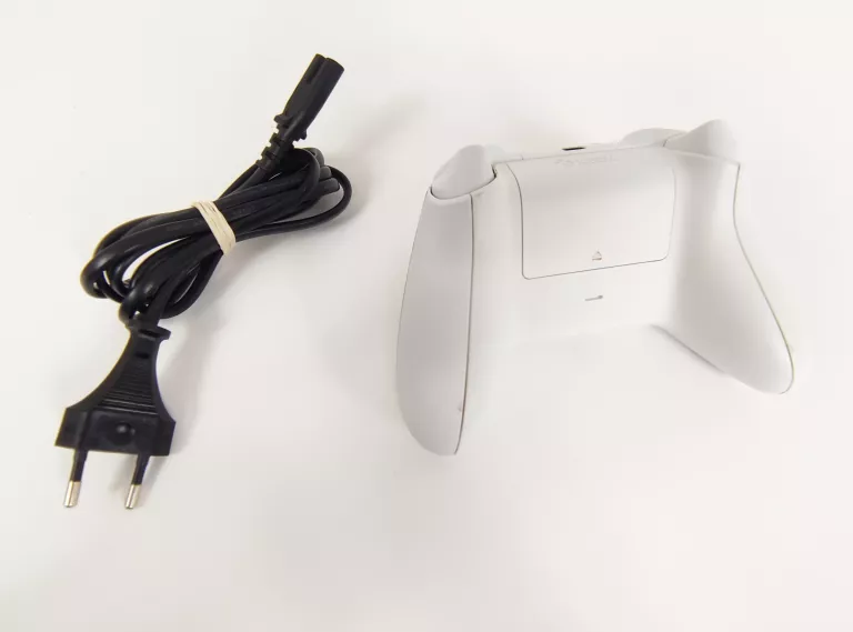 KONSOLA XBOX SERIES S + PAD